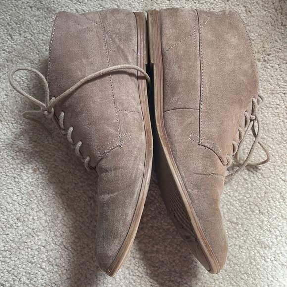 DOLCE VITA Flat Lace Up Shoes - Picture 3 of 8